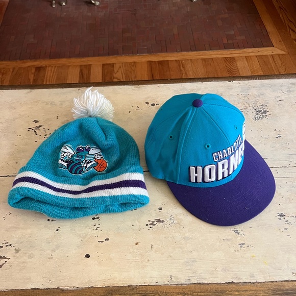 Charlotte Hornets Beanie and Snap Back Hat bundle - Picture 1 of 7
